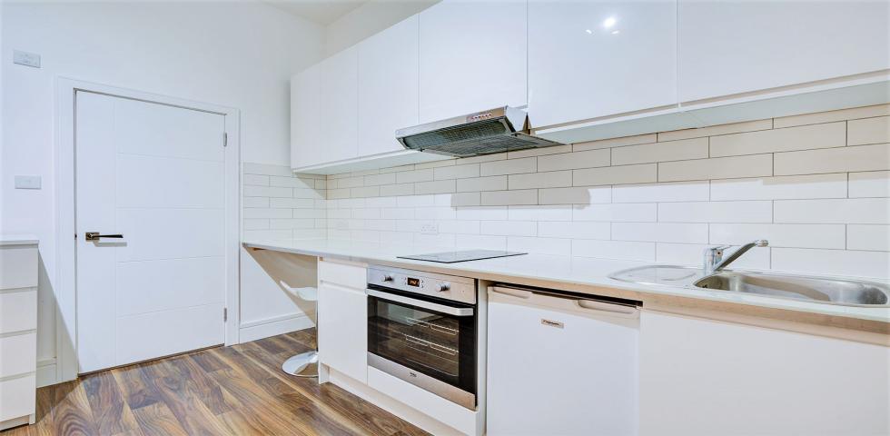 			Studio Apartment, 1 bath, 1 reception Studio			 Kingsgate Road, WEST HAMPSTEAD